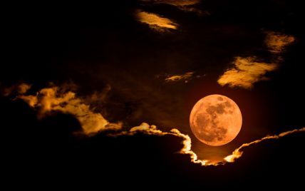 Лунное затмение 5 июля: впереди ссоры, конфликты и фантастические ситуации