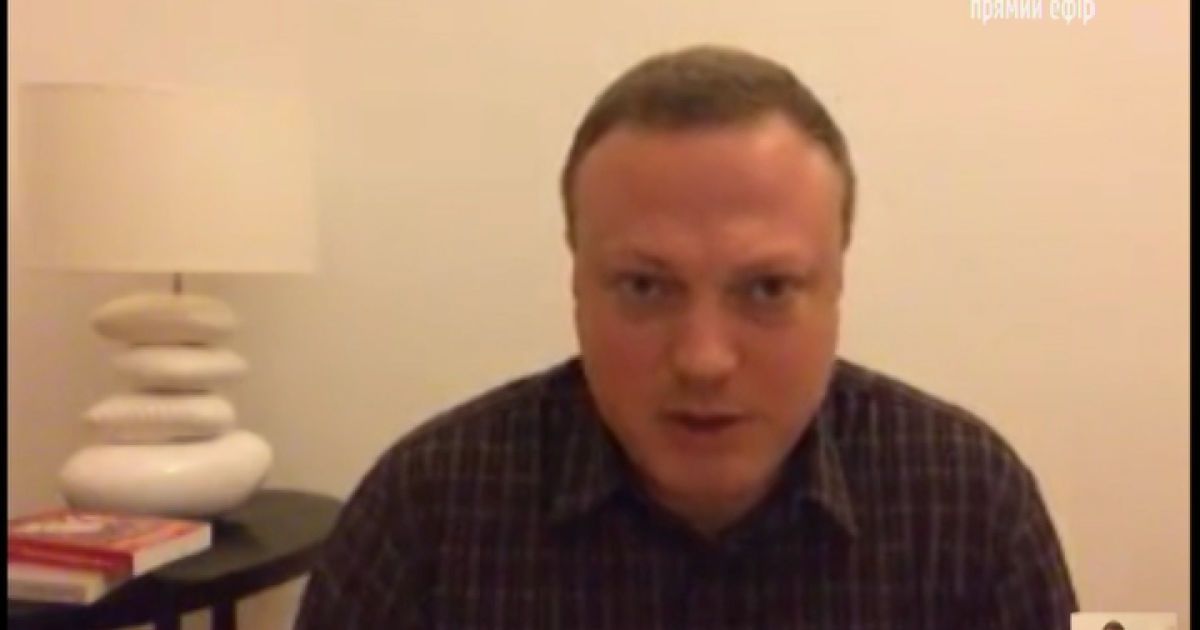 Олийнык выехал за границу.