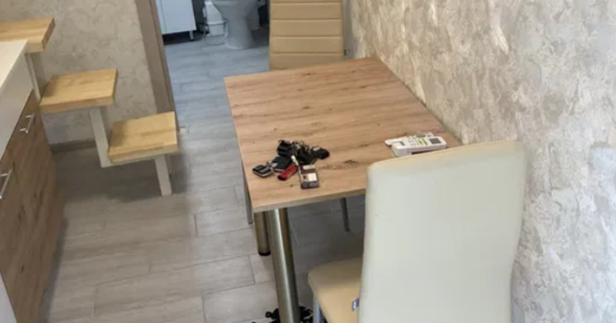 У Києві продають міні-квартиру без вікон