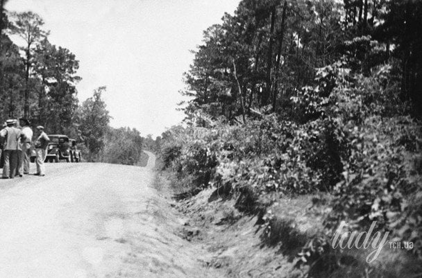 1934 року Клайд Барроу та Бонні Паркер зустріли шквал пострілів / © Associated Press