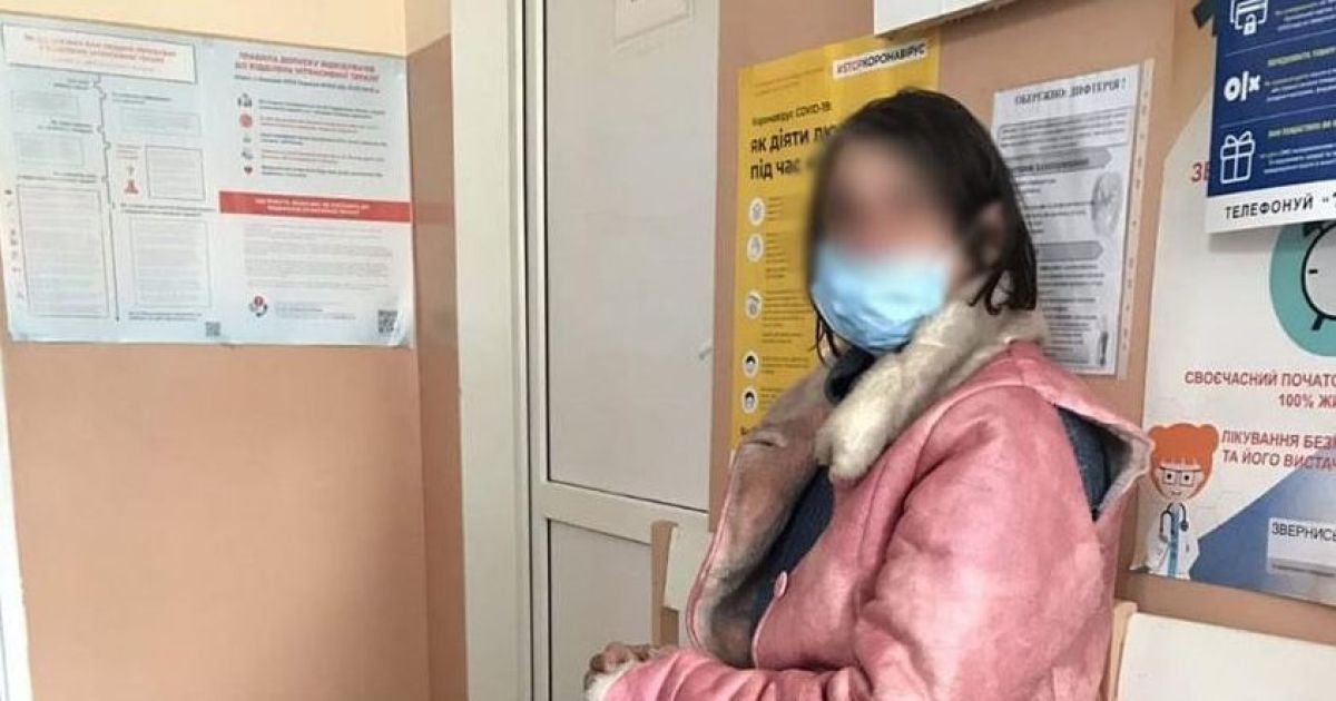 Мати вдарила ножем у голову 10-річного сина: шокувальні подробиці нападу