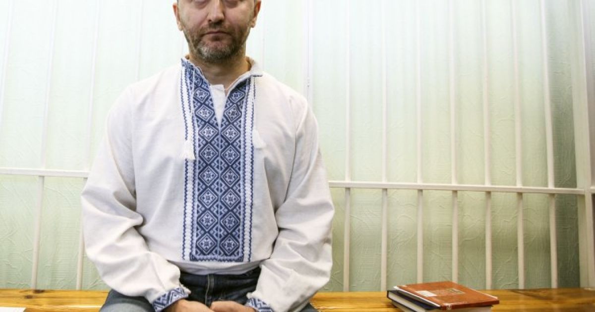 Суд залишив Сиротюка за ґратами