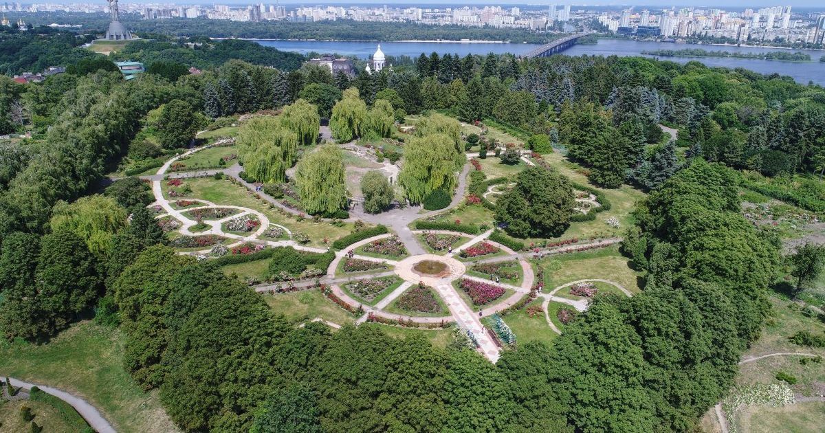 У п'ятницю трохи потепліє, а дощі переберуться на Захід. Прогноз погоди на 16 червня