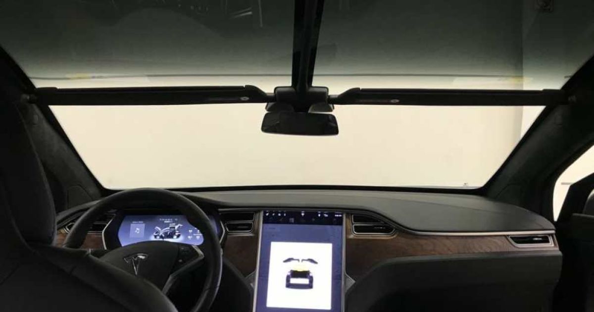 Броньовик Tesla Model X_7 / © electrek