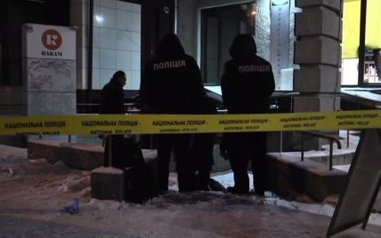 В Харькове гражданин Норвегии выпал из окна квартиры, в которой нашли труп женщины