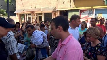 Дитину доправили до лікарні, а шахрая - затримали / © facebook.com/Управління праці та соцзахисту населення Мукачева