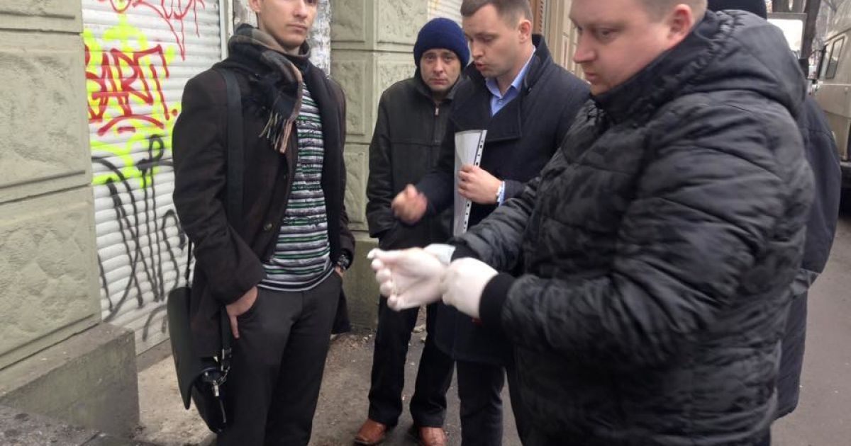 В Одессе "погорел" на взятке помощник Саакашвили - активист