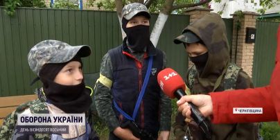 Дети служат в терробороне: как ребята защищают родную деревню на Черниговщине
