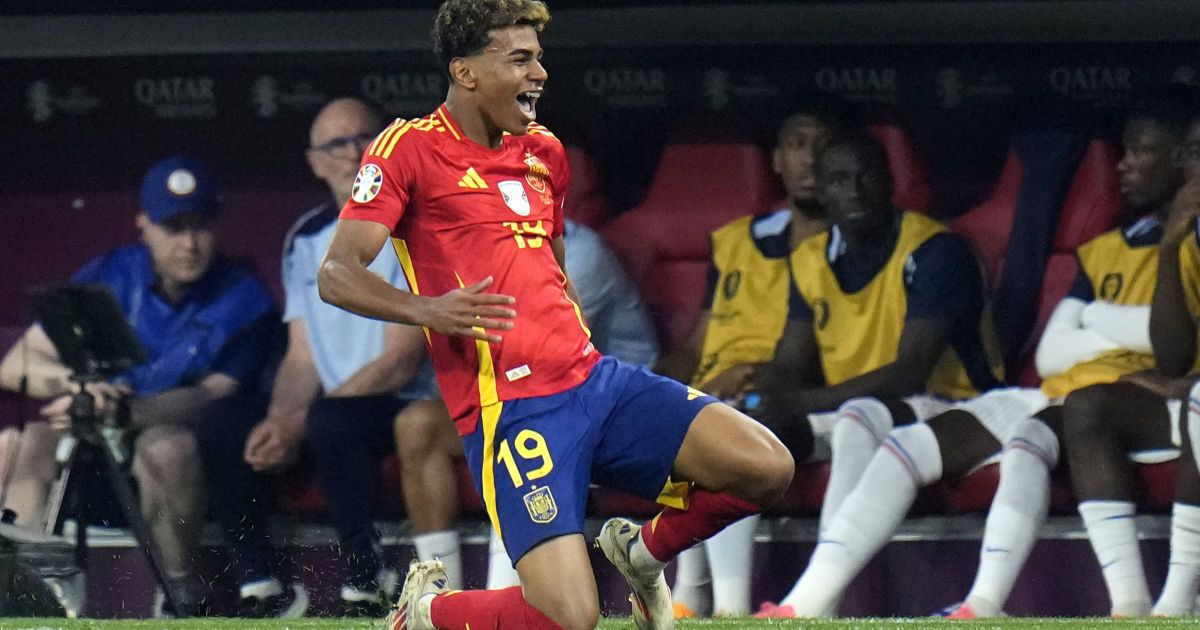 Ламін Ямаль