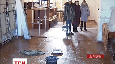 Село Золотое Луганской области приходит в себя после пережитых обстрелов