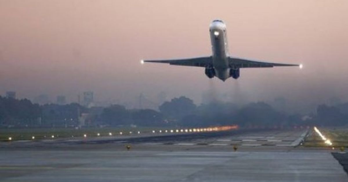 Самолет сумел безопасно приземлиться в Сиракузах