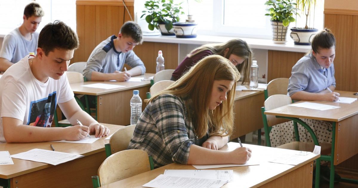 Стали відомі перші результати ЗНО
