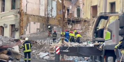 Удар России по "Охматдету": что происходит на месте атаки