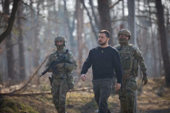 Зеленський пригадав перемогу в битві за Мощун та пообіцяв такий результат у боях за Донбас і Крим