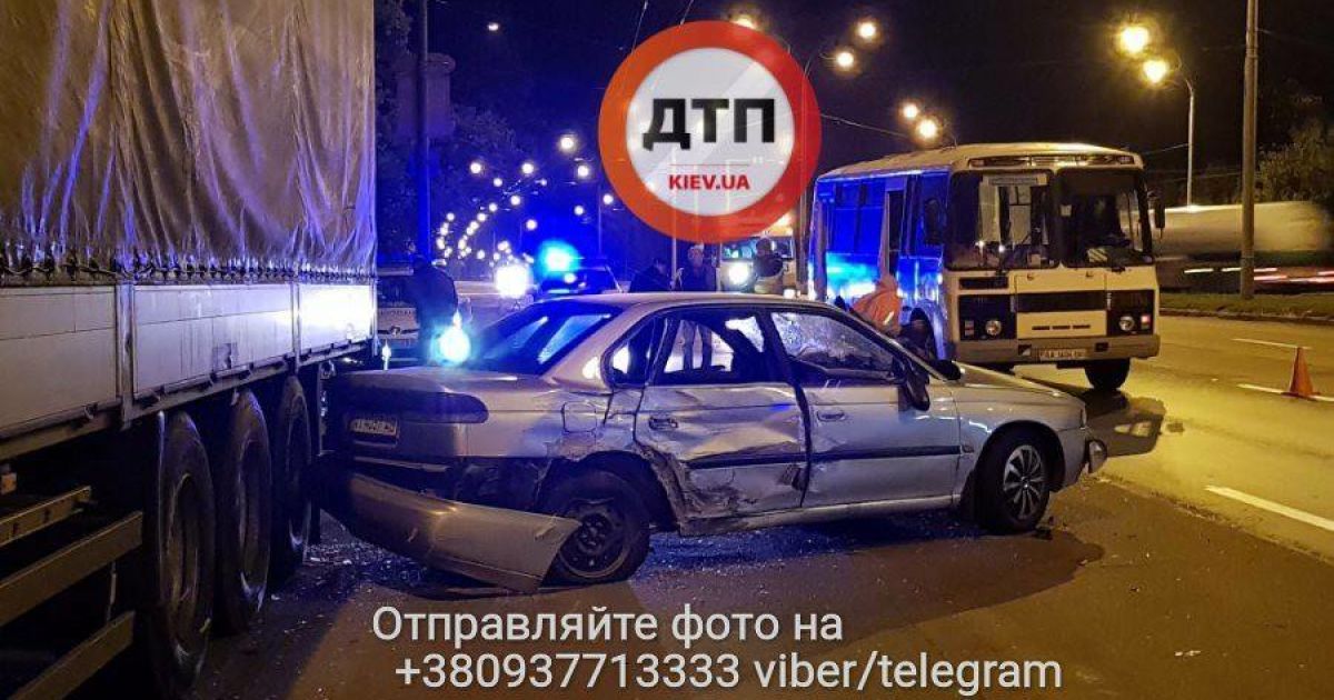 ДТП у Києві, чотири авто_12 / © facebook.com/dtp.kiev.ua