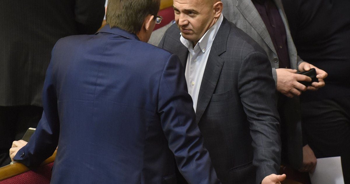 Скандальный бизнес-партнер Порошенко вернулся к руководству фракцией в Раде