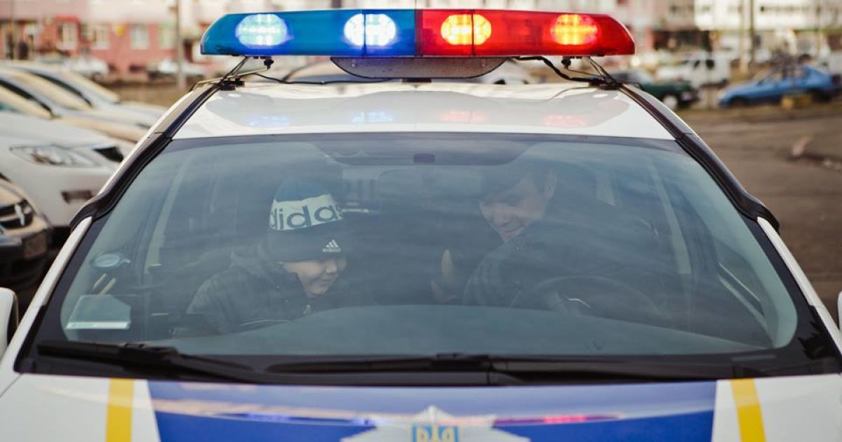 Костя патрулював район разом із поліцейськими