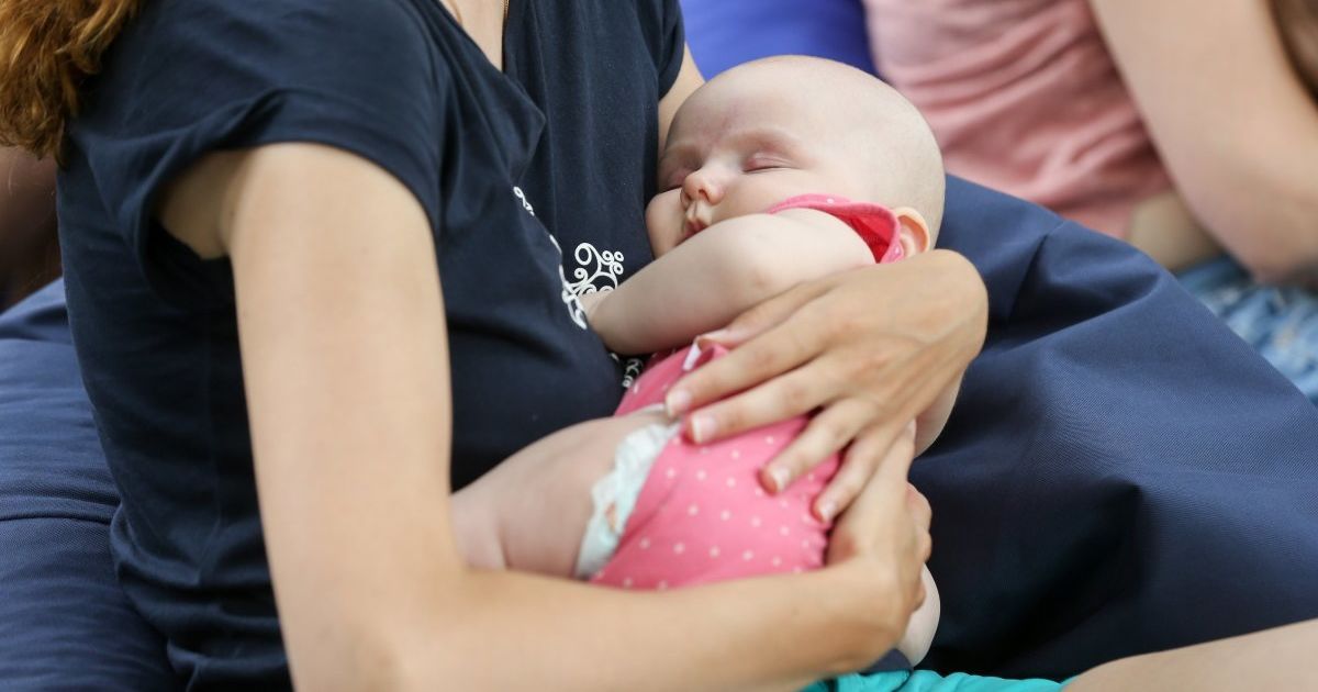 Акція на підтримку грудного вигодовування у Києві_2 / © УНІАН