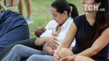 Акція на підтримку грудного вигодовування у Києві_5 / © УНІАН