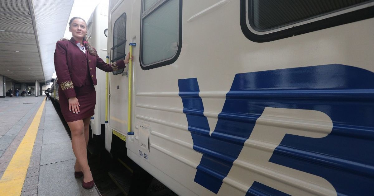 "Укрзализныця" открыла продажу билетов на шесть региональных поездов