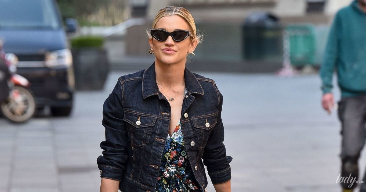 Ешлі Робертс