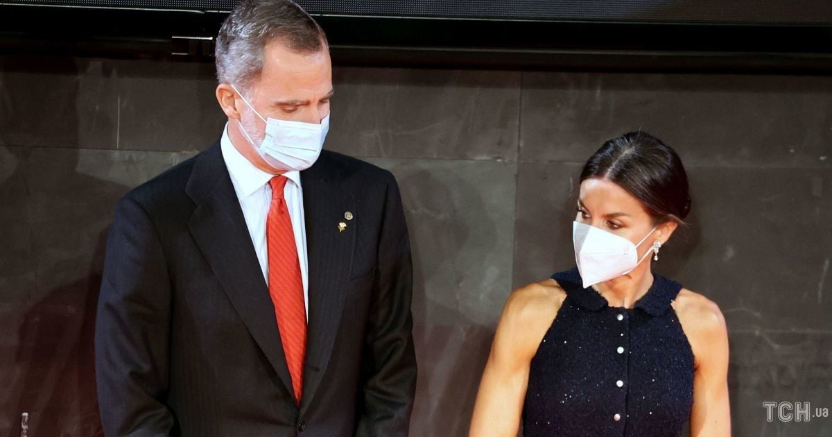 Король Филипп и королева Летиция