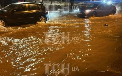 Обстрел Киева баллистикой: специалисты локализовали повреждение водопровода