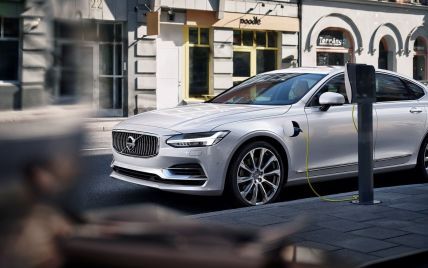 Volvo планирует в 2019 году представить свой первый электрокар