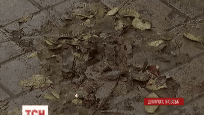 У Дніпропетровську молотком побили податківця