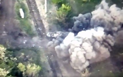 Львовские десантники непрерывно уничтожают танки российских оккупантов