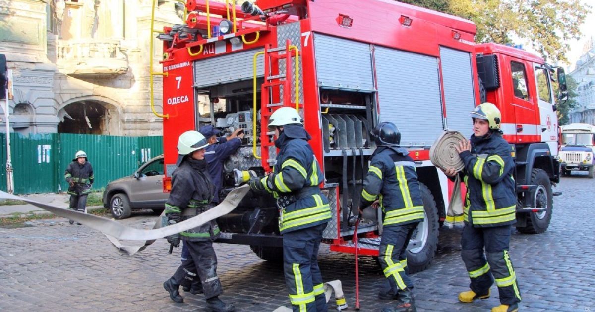 В Одесі горить будинок Русова_3 / © Думская