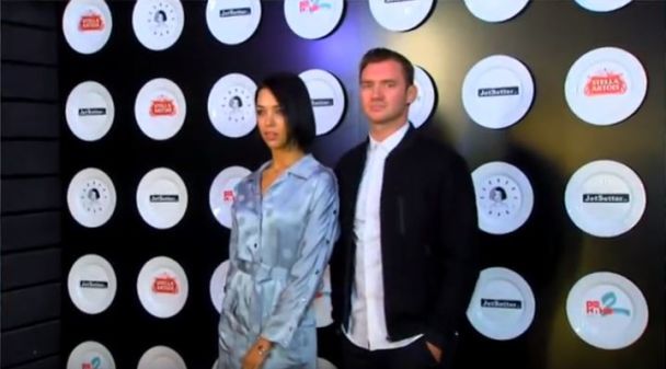 Дмитро Дікусар з новою дівчиною