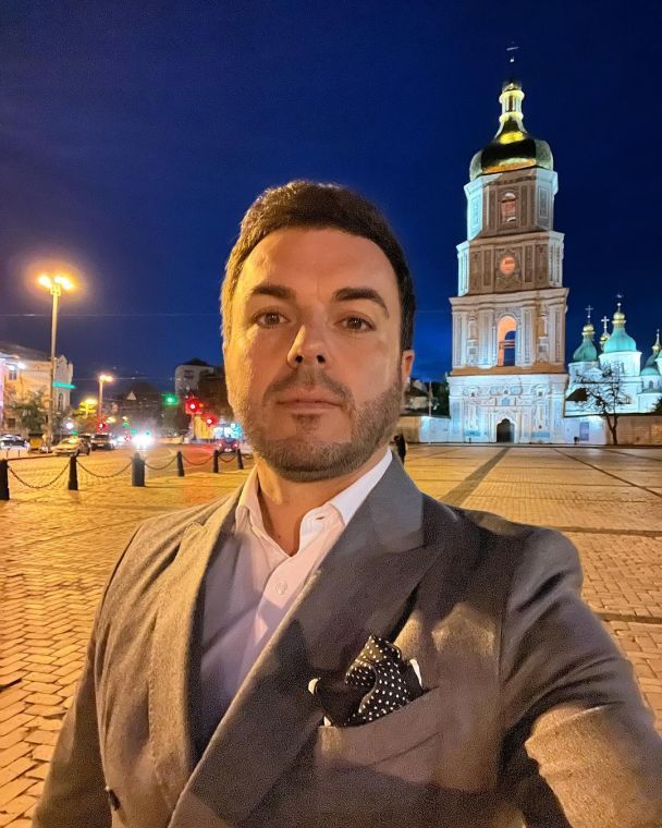 Зірки привітали з Днем Соборності України