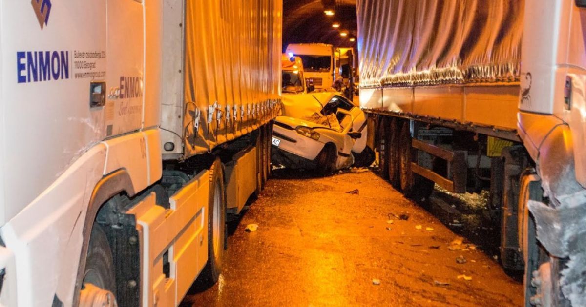 В Болгарии десятки авто попали в аварию / © БНТ