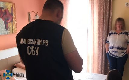 8 лет ждала "освобождения" от Украины, но сбежала во Львовскую область: СБУ задержала фанатку Путина
