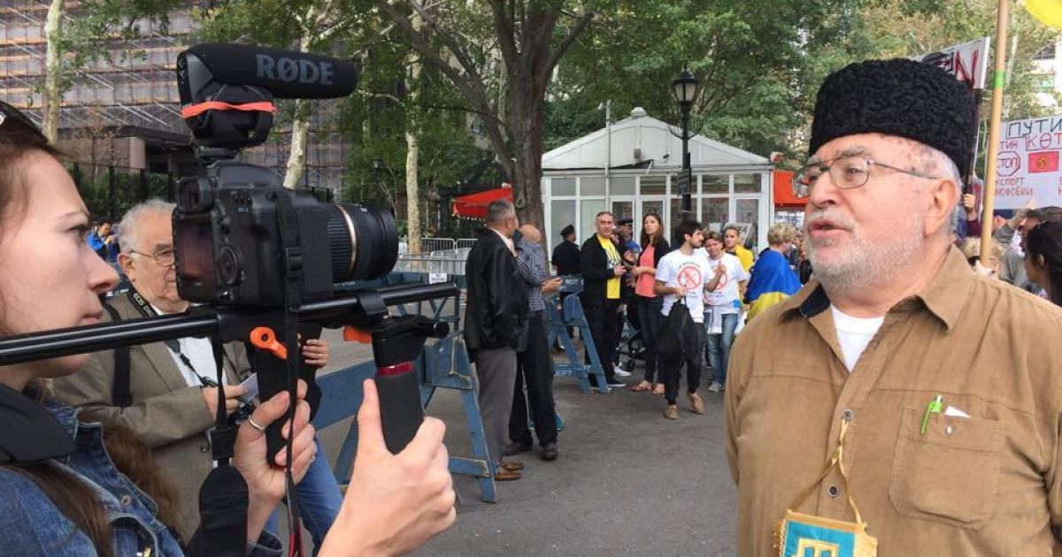 Возле штаб-квартиры ООН протестуют против политики Путина. / © facebook/Елена Рыковцева