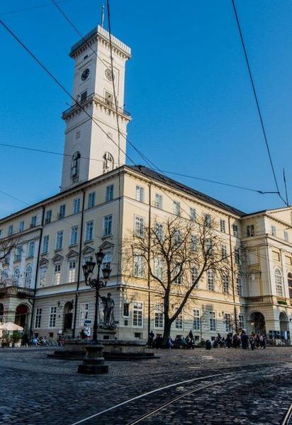 Яка ситуація у Львові: йде запис до патрулювання міста, з’явились блокпости