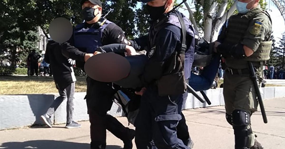 Під час проведення ЛГБТ-прайду у Запоріжжі затримали трьох осіб