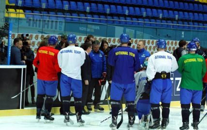 Збірна України втратила ще двох гравців перед чемпіонатом світу з хокею