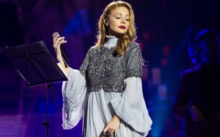 "Різдвяна історія з Тіною Кароль": украинские звезды споют самые известные колядки