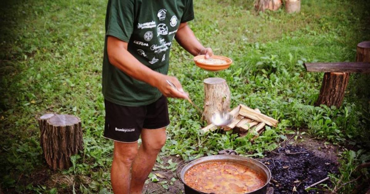 Во время фестиваля борща в Опошне / © Facebook / Юрий Репало
