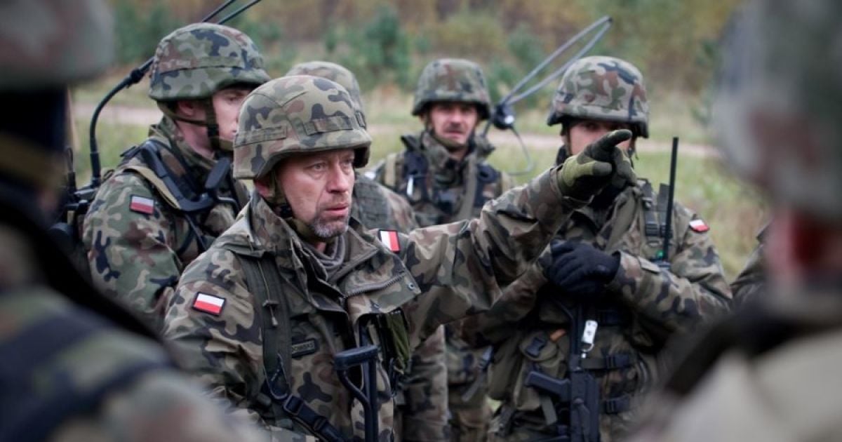 В Польше возобновят военный полк вблизи границы с РФ