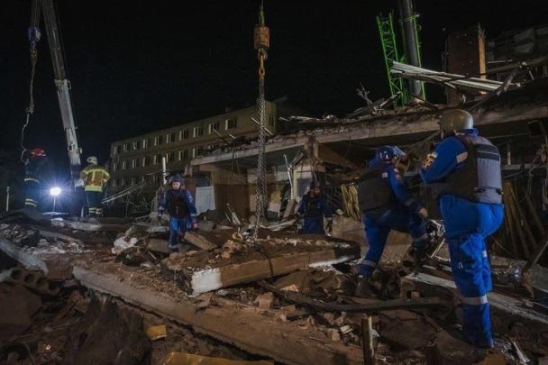 Серед жертв удару РФ по Краматорську є діти, відомо щонайменше про трьох загиблих / © МВС