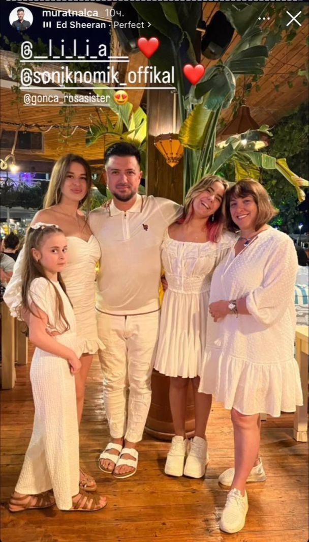 Мурат Налчаджиоглу с семьей / © instagram.com/muratnalca