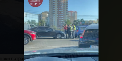 В Киеве в ДТП попали четыре автомобиля: видео