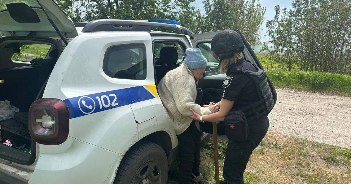 Евакуація мирних жителів Харківщини з-під російських обстрілів