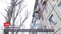 Новини України: медики рятують 10-річного хлопчика, який випав з 5 поверху, тікаючи від батька