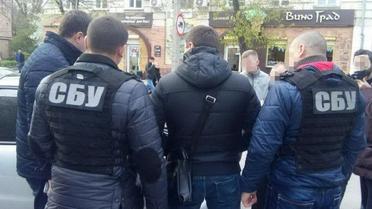 на хабарі затримано кіберполіцейського _1 / © Прес-центр СБУ