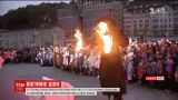 На Почтовой площади феерическим шоу открыли фестиваль кукольных театров