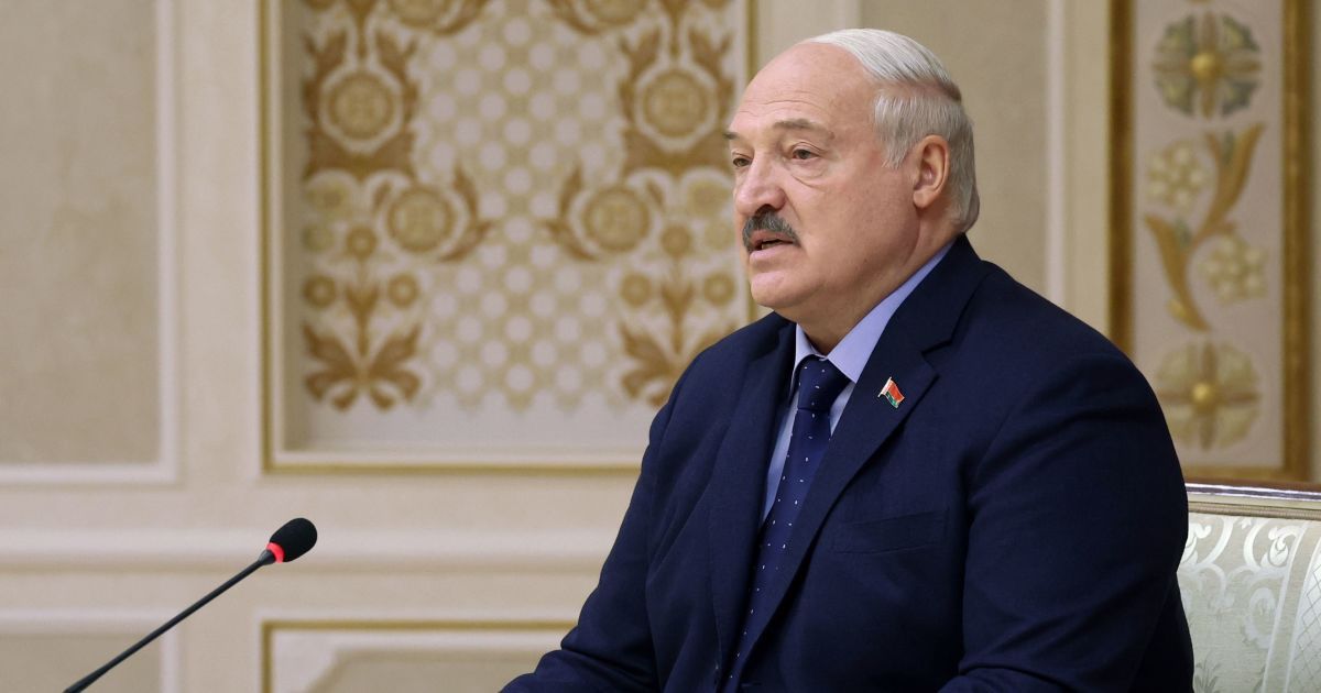 Коли білоруський диктатор піде "на спокій": відповідь Лукашенка